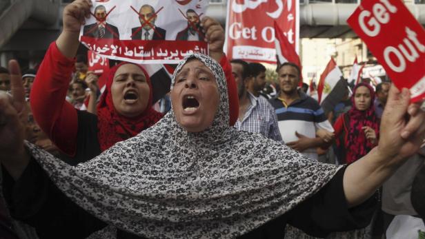 Ägypter kehren auf die Straßen zurück
