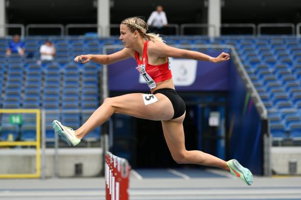 Leichtathletik im Sport Talk: Ein Professor und eine Frau Korporal