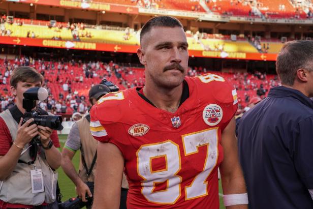 Travis Kelce heizt Spekulationen um Beziehung mit Taylor Swift weiter an