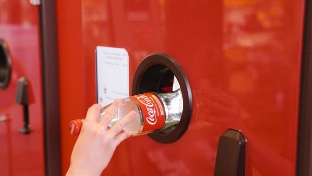 Ist Mehrweg DER Weg? Coca-Cola spricht über zeitgemäße Verpackungskonzepte