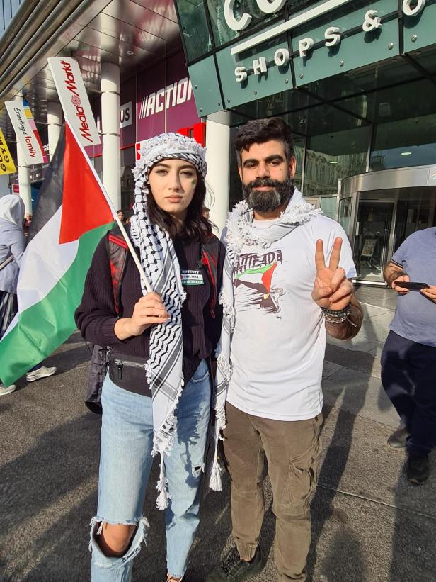 Hunderte Menschen bei erneuter Pro-Palästina Versammlung in Wien Favoriten