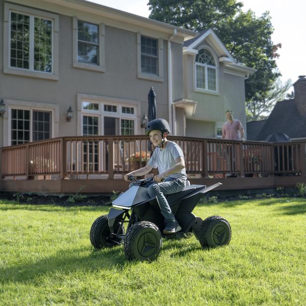 Tesla für Kinder: Der Cyberquad von Elon Musk ist nun offiziell erhältlich