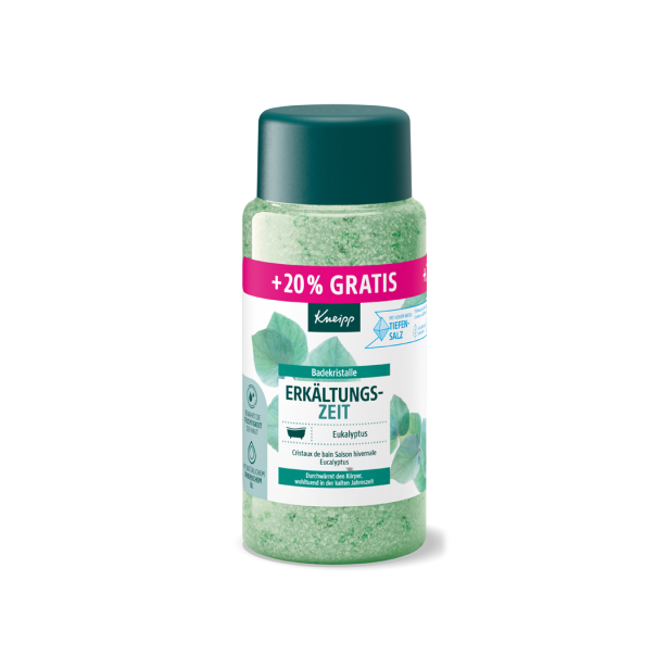 Eine Flasche Kneipp Badekristalle „Erkältungs-Zeit“ mit Eukalyptusduft.