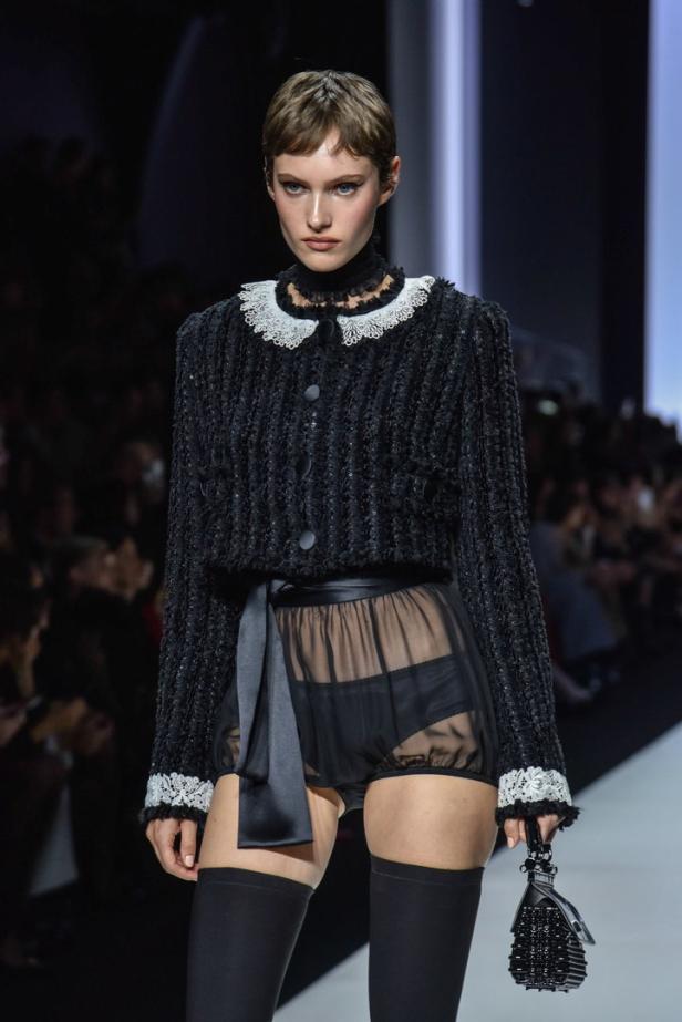 Model für Dolce & Gabbana Frühling/Sommer 2024.