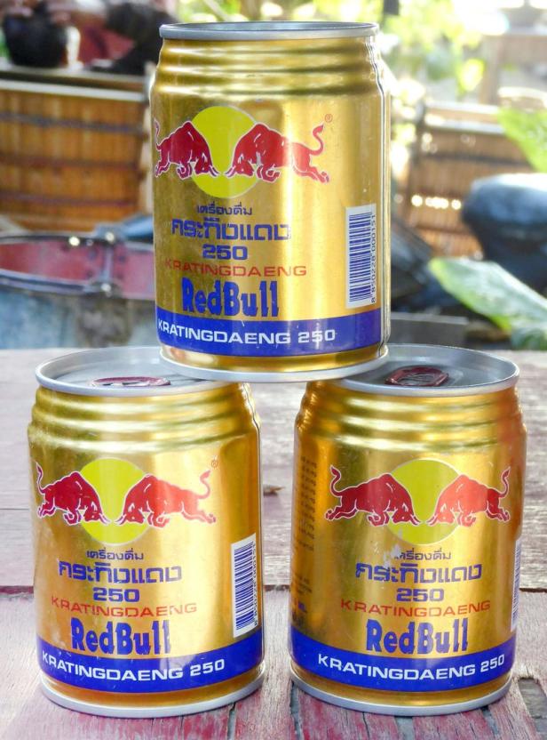 Phänomen Red Bull: Die Dose gibt es, die Dose nimmt es