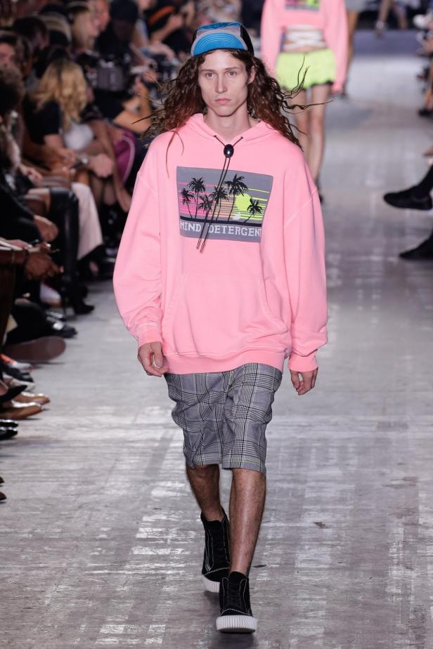 US-ALEXANDER-WANG---RUNWAY---SEPTEMBER-2016---NEW- Madonnas Sohn Rocco versucht sich als Model