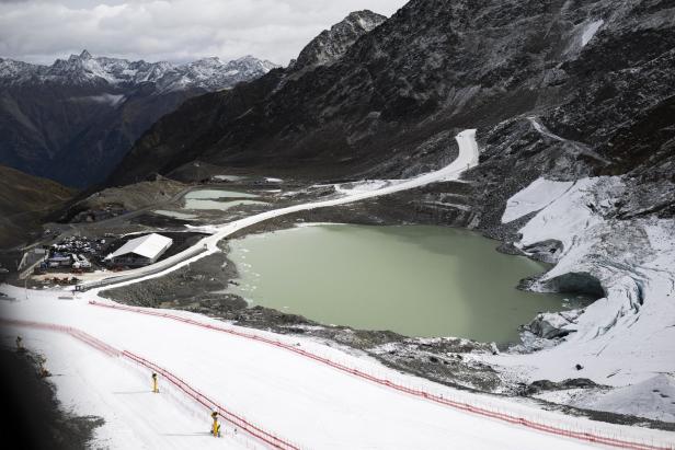  In Tirols Gletscherskigebieten bröselt es überall