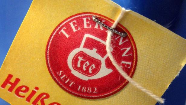 Teebeutel von Teekanne Ein Teebeutel der Marke Teekanne mit dem Gründungsjahr 1882.