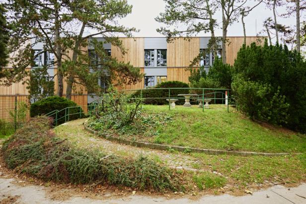 Heilende Architektur: Wohlfühlatmosphäre in der Klinik Ottakring