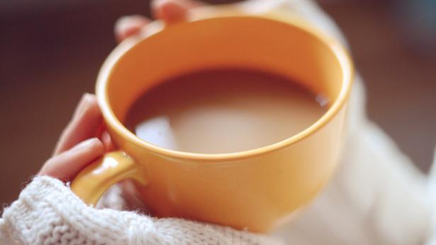 5 Koffeinarme Alternativen zu Kaffee & Schwarztee