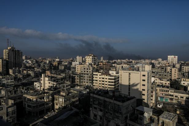 Israel continues strikes on Gaza