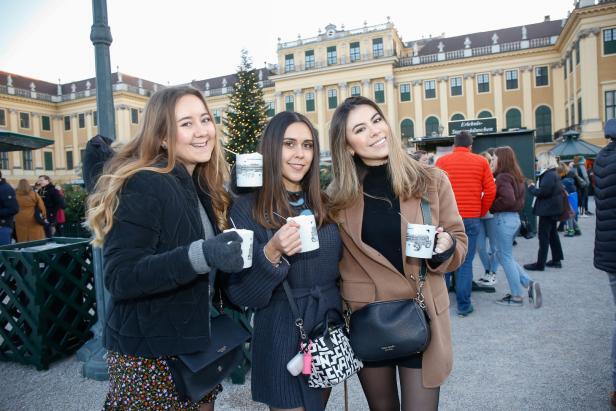 X-Mas mit XL-Preisen: Christkindlmärkte öffnen heute