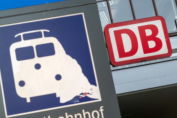 Warnstreik der Deutschen Bahn hat Folgen für Österreich