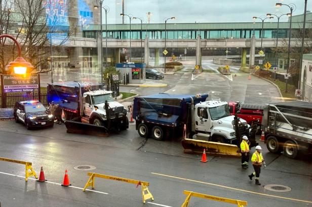 CANADA-US-TRANSPORT-BORDER-EXPLOSION