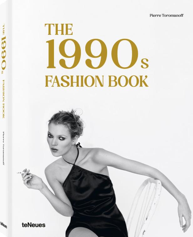 Das Cover des Buches „The 1990s Fashion Book“ mit einem Foto von Kate Moss.
