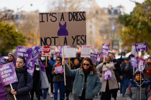 Weltweit Demonstrationen gegen Gewalt gegen Frauen