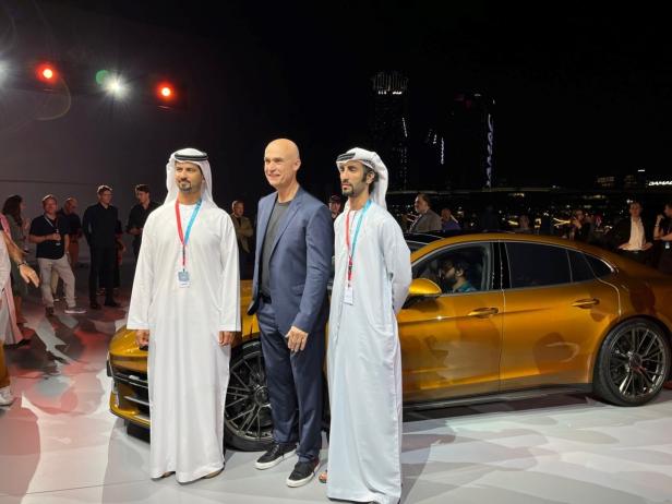Dubai: Wo Luxusautos und Autonummern Statussymbole sind - und E-Autos kein Thema