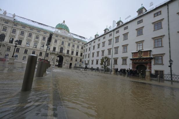 Wasserrohrbruch: Hofburg stand kurzzeitig unter Wasser