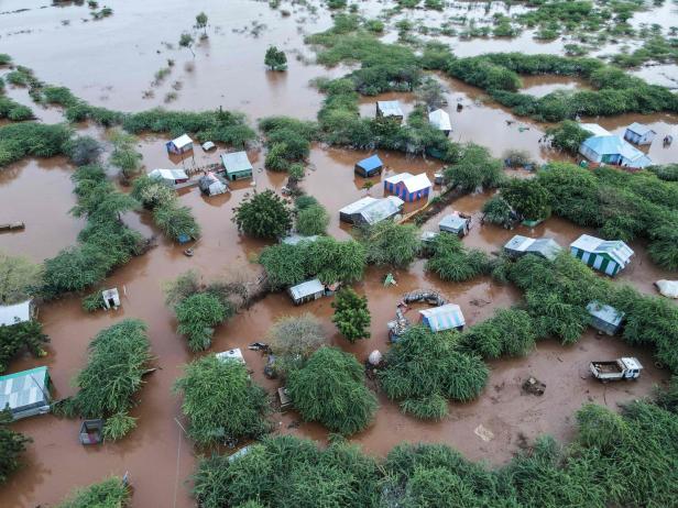 TOPSHOT-SOMALIA-WEATHER-FLOODS