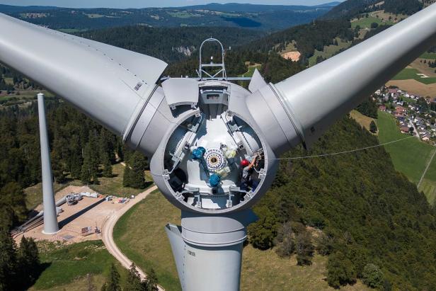 Rotorblätter von Windrädern könnten zu gigantischen Akkus werden