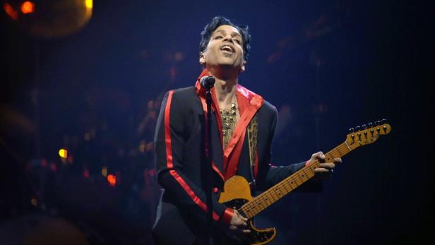 Nach Deal mit Warner: Prince schimpft über Musikbosse