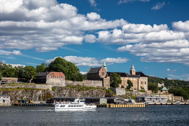 Blick auf die Festung Akershus in Oslo Norwegen