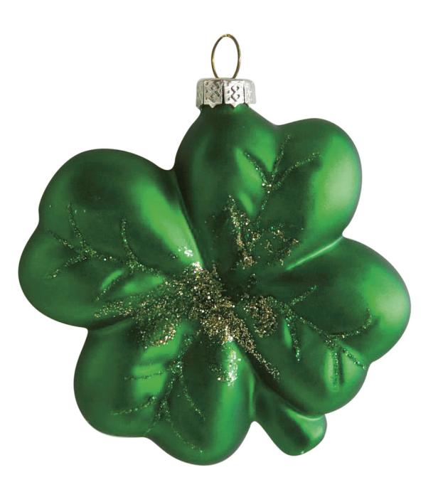 Ein grüner, glitzernder Kleeblatt-Anhänger für den St. Patrick's Day.