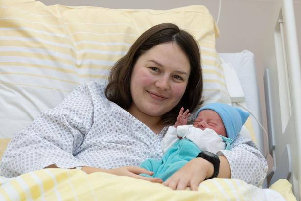2024 gibt es zwei Neujahrsbabys: Zwillinge in Tulln geboren