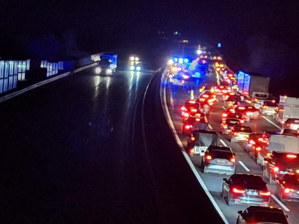 Schwerer Unfall auf der A1 in Niederösterreich
