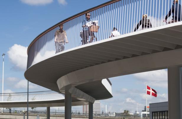 Auf dem "Rad-Highway" durch Kopenhagen rollen