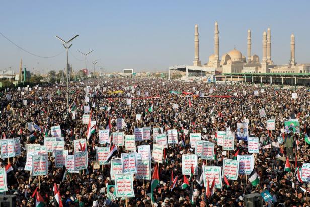 Massendemonstrationen in der Stadt Sadaa, 12. Jänner 2024.