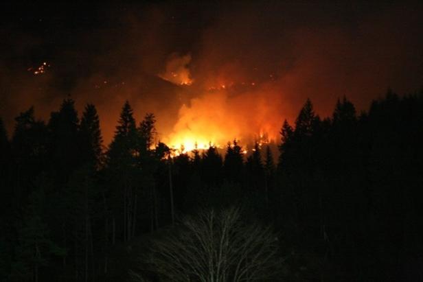 Bilder: Waldbrand am Hochmahdkopf