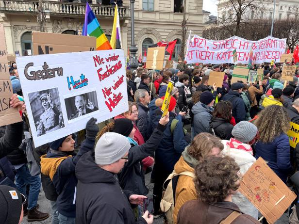 1,4 Millionen protestieren in deutschen Städten gegen Rechts: AfD wittert Verschwörung