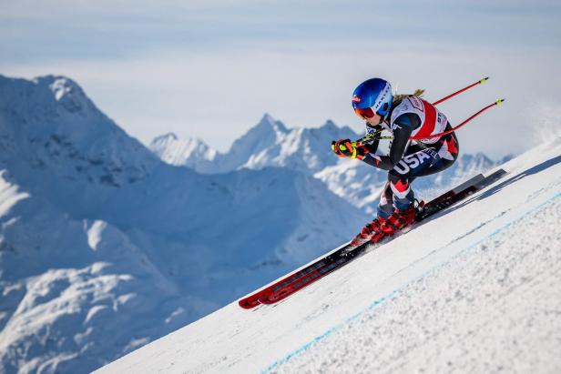 Schock in Cortina: Ski-Superstar Shiffrin schwer gestürzt