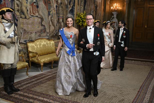 Kronprinzessin Victoria bei Staatsbankett mit Emmanuel Macron brüskiert