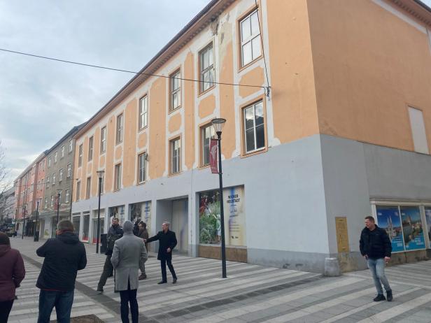 Schandfleck wird abgerissen: Müller-Kaufhaus weicht neuem Projekt