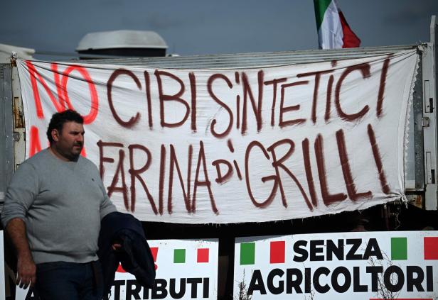 Bauern-Blockaden und Proteste überrollen Europa