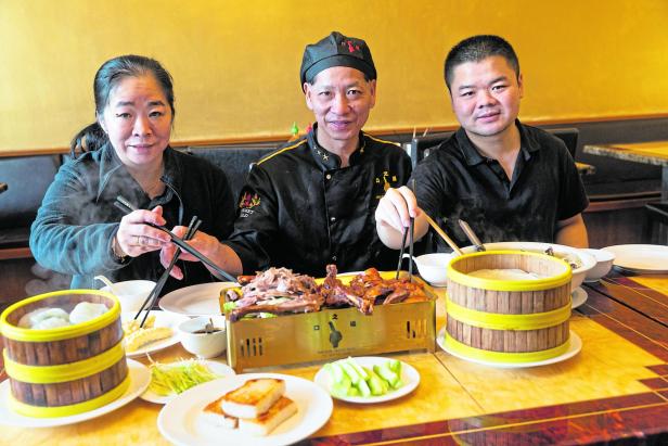 Ein Teller voll Glück: Wie Chinesen Neujahr in Wien feiern