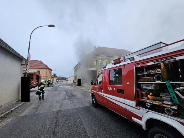 Feuer verwüstete Diskothek, die zum Zeitpunkt des Brandes geschlossen hatte