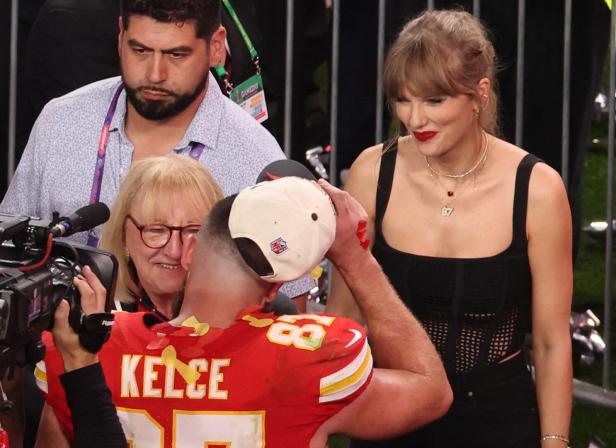 Von Taylor Swift bis Usher: Die Mode-Highlights vom Super Bowl