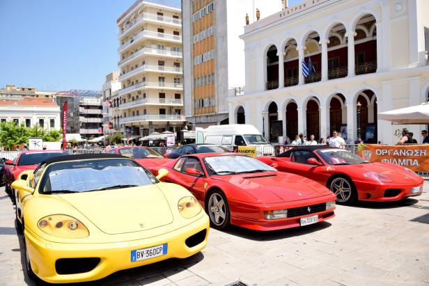 Ferrari Owners' Club of Italy 'Passione Rossa' celebration event for its 20 years, held in Patra Namensrechts-Streit: Ferrari darf nun doch wieder "Testarossa" verwenden