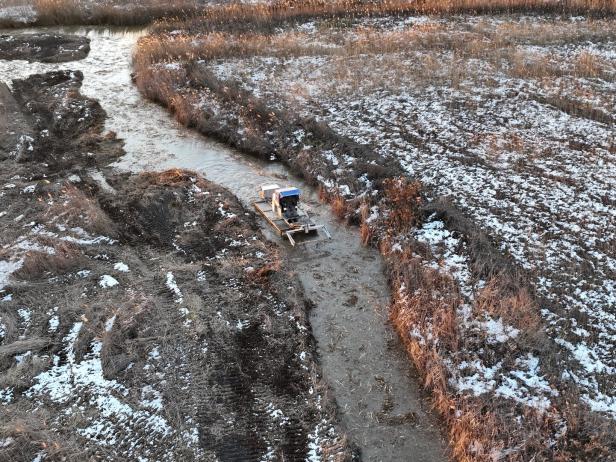 Monatelange Arbeiten: Neusiedler See wird von Schlamm befreit