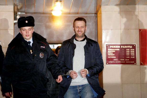 "Mord" an Nawalny: Frau fordert Bestrafung Putins, Kreml sieht "überdrehte" Reaktionen
