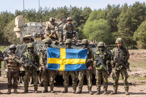 Schwedische Soldaten bei einer NATO-Übung in Polen.