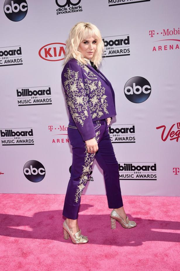 Billboard-Awards: Hat Britney ihre Hose vergessen?
