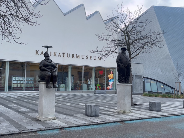 „Karikaturmuseum Krems an der Donau“.
