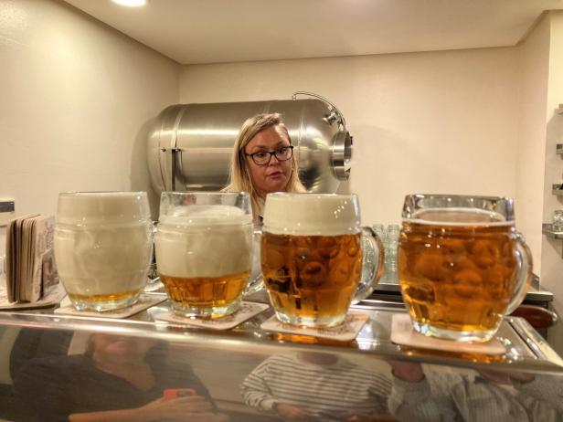 (Nicht nur) Biertrinken in Prag: Die Schaumkrone der Schöpfung