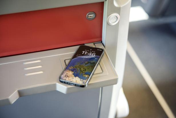 Neuer ÖBB Railjet: Stabilerer Handyempfang und neue Gepäcksicherung