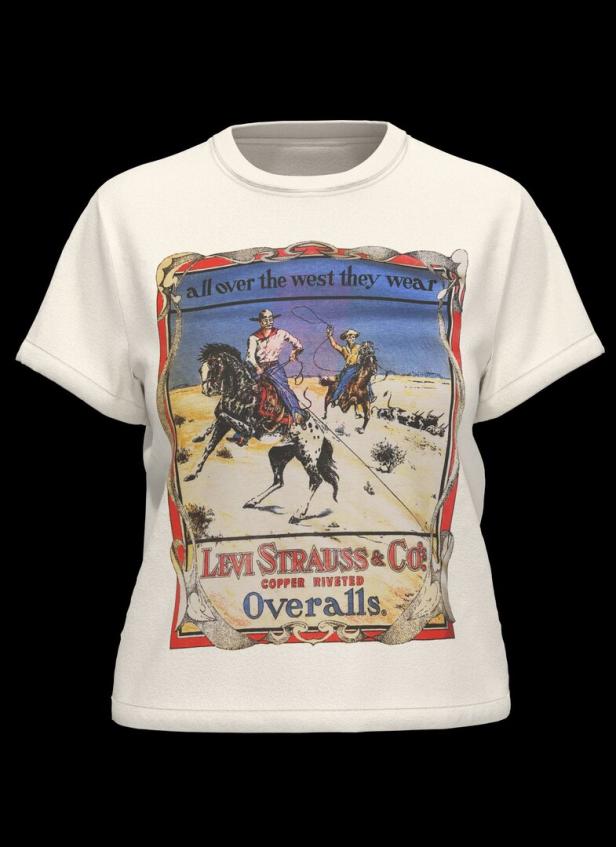 Ein T-Shirt mit einem Aufdruck von Cowboys zu Pferde und dem Schriftzug „Levi Strauss & Co. Overalls“.