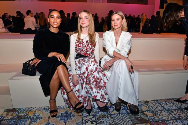 Seltener Auftritt bei Dior-Fashion-Show: Naomi Watts' Tochter ist ihr Ebenbild